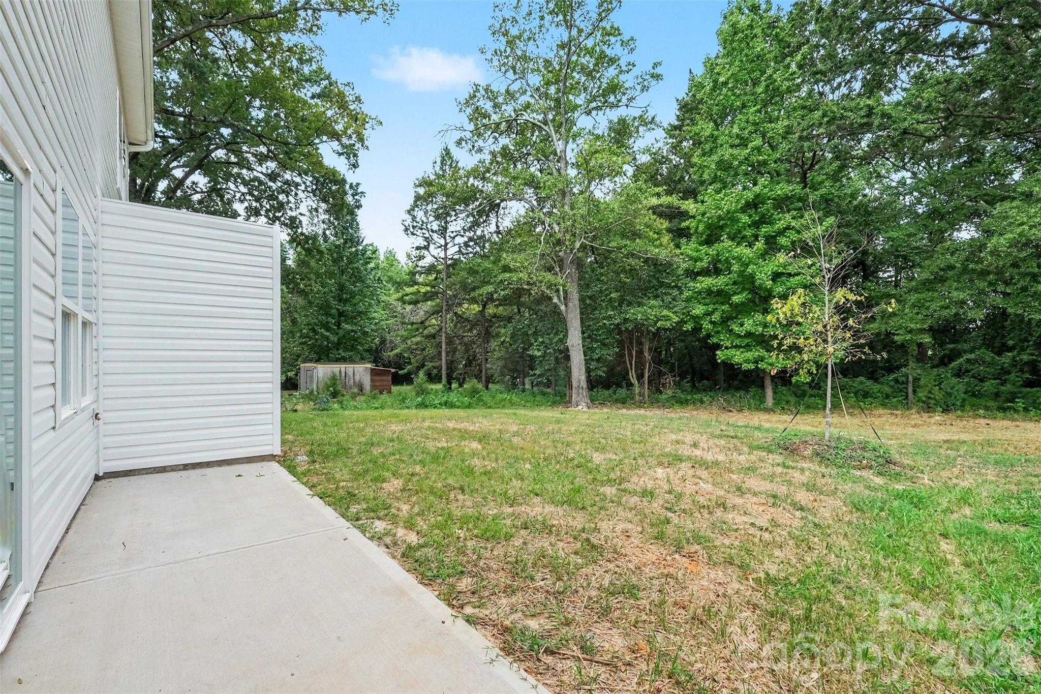 208 W Todd Lane A & B Property Photo 26