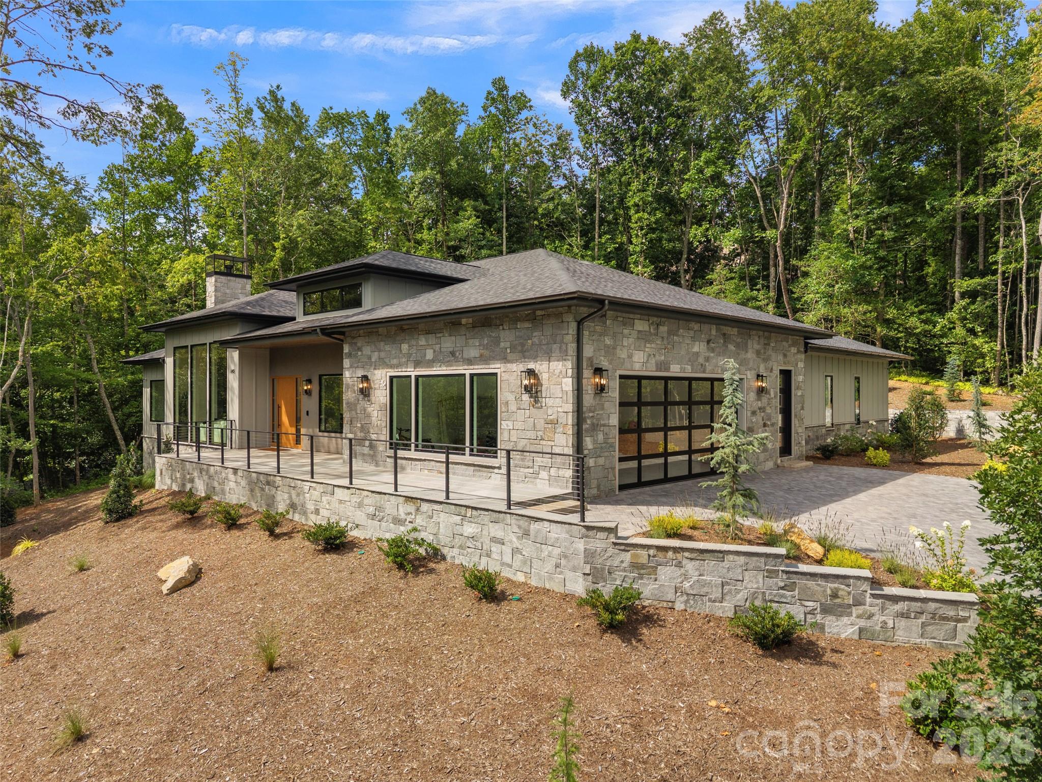 645 Walnut Valley Parkway Property Photo 3