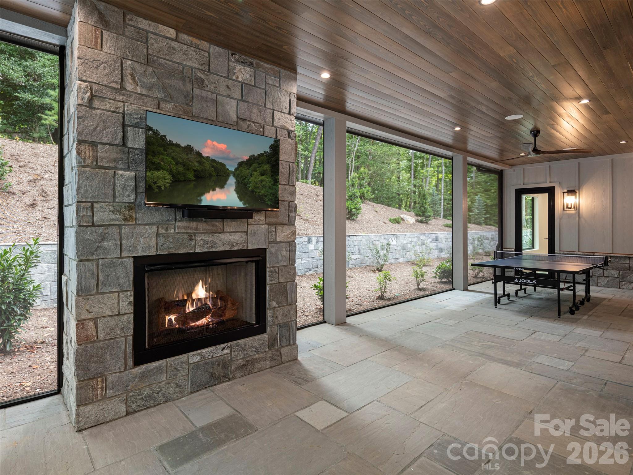 645 Walnut Valley Parkway Property Photo 23