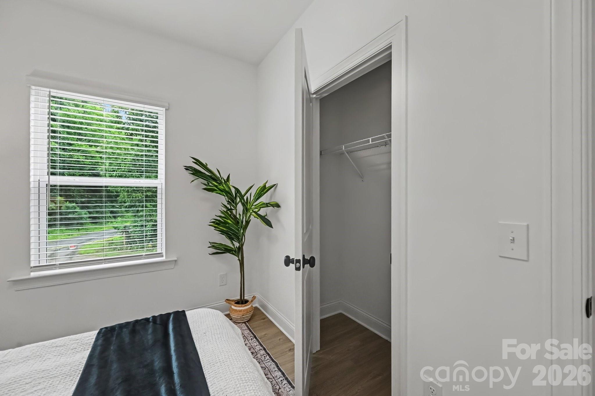 53 E 13th Street Property Photo 20