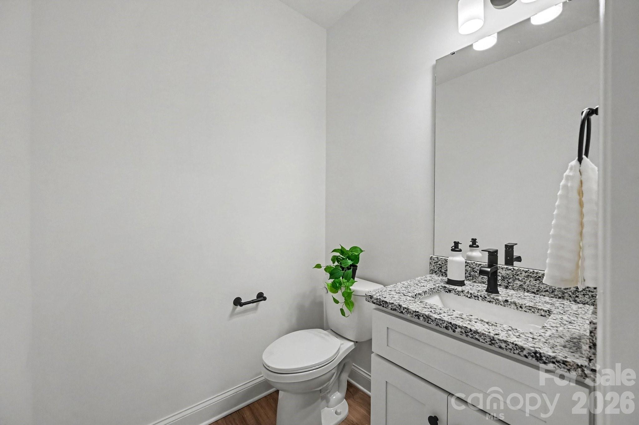 53 E 13th Street Property Photo 26