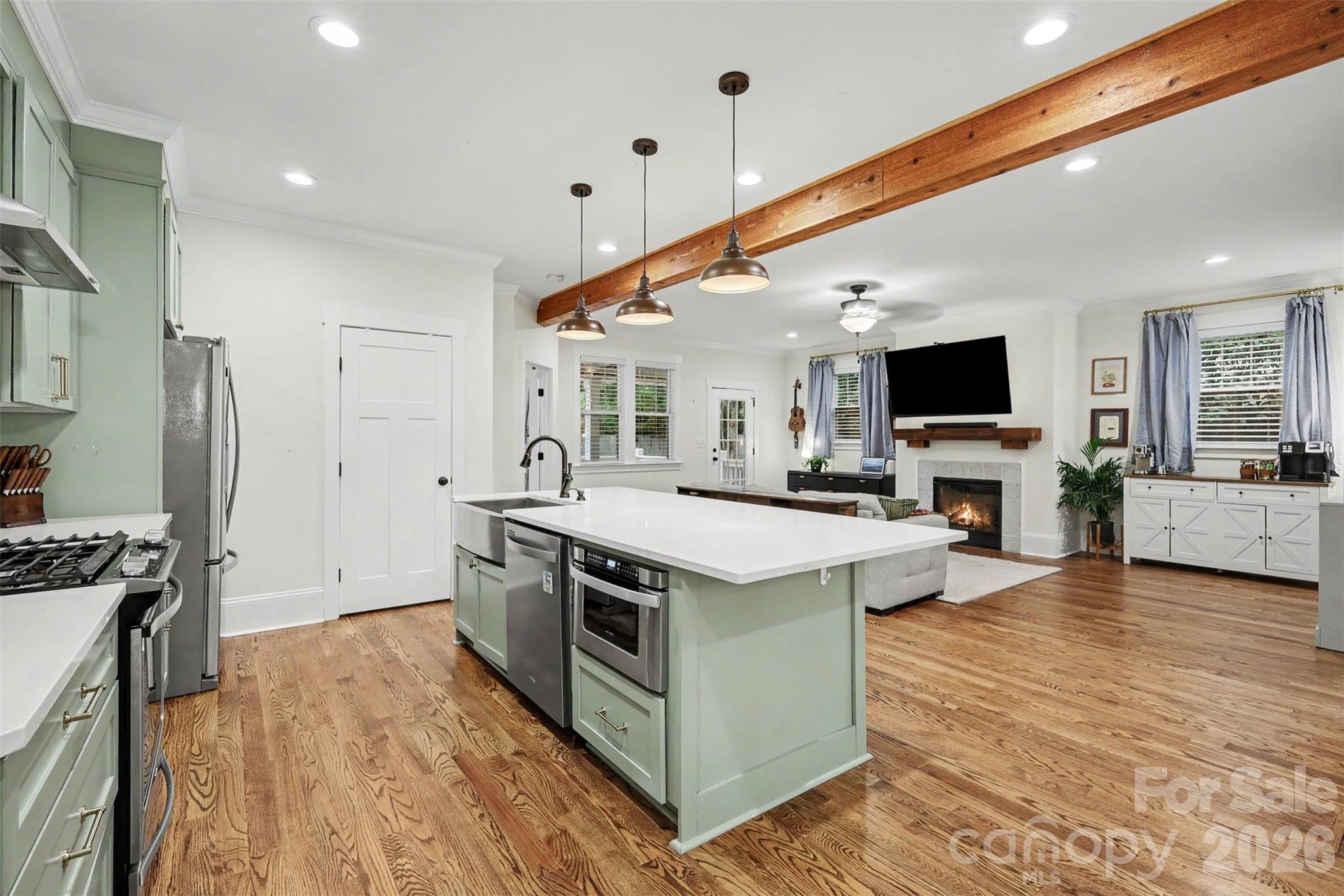 2409 Marlowe Avenue B Property Photo 5