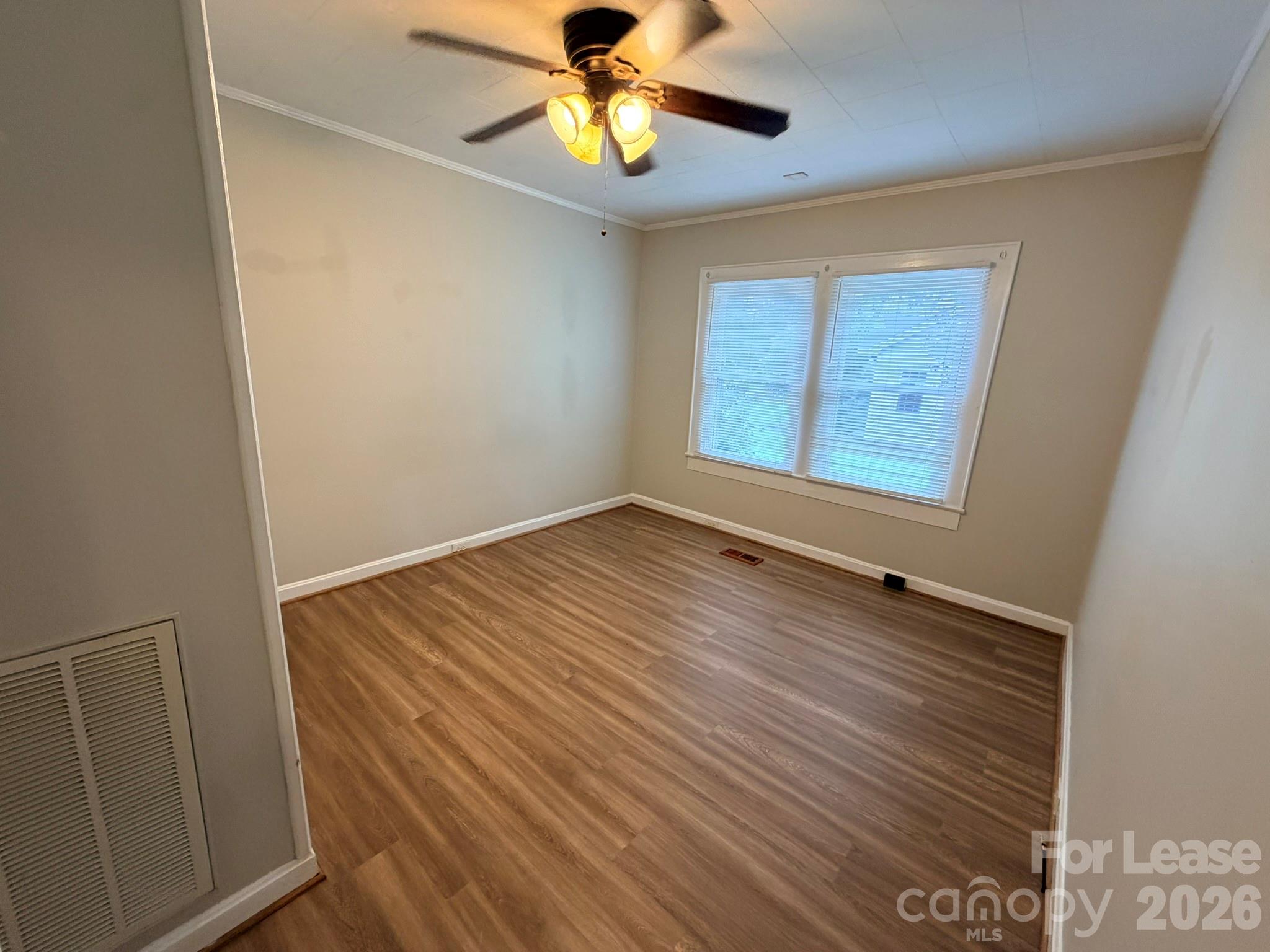 502 S Main Street Property Photo 8