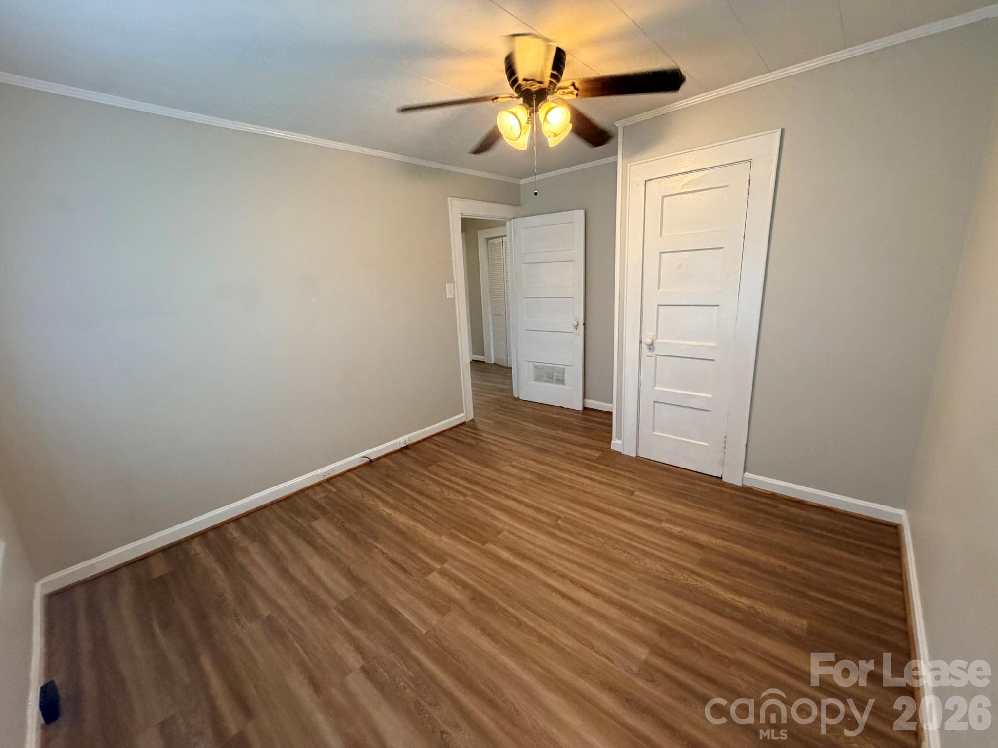 502 S Main Street Property Photo 9