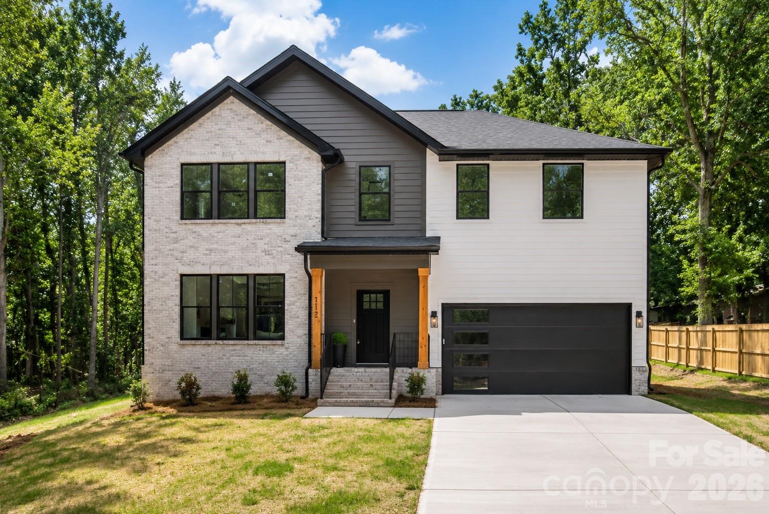112 Cherokee Lane