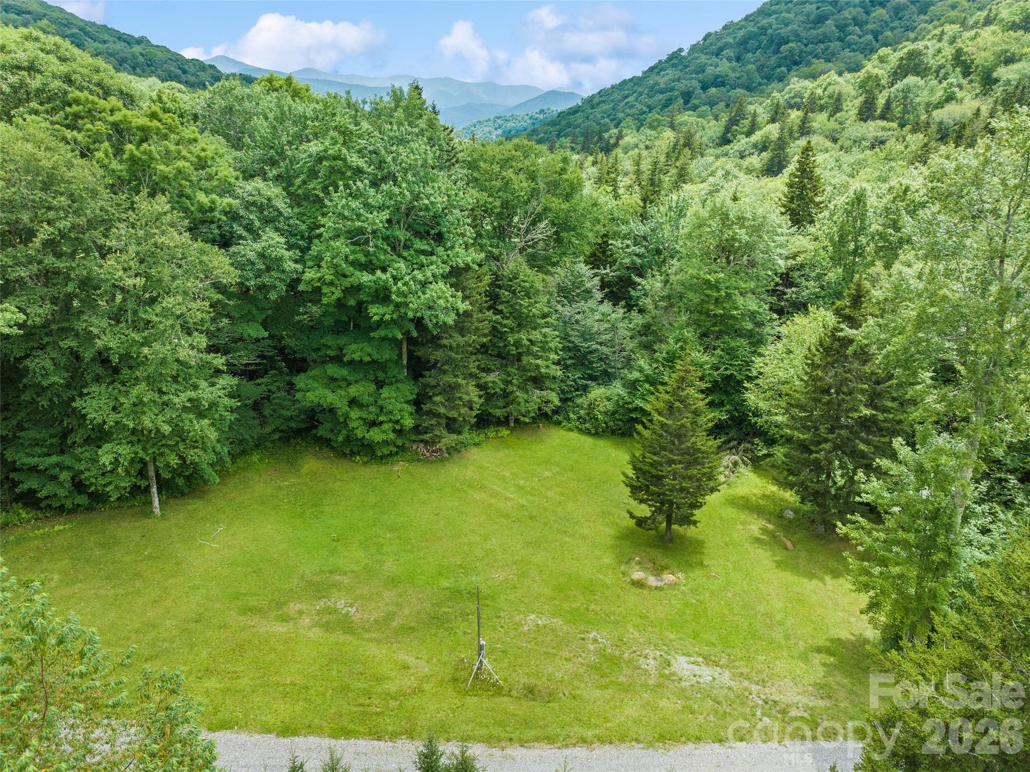 261 Yonah Drive Property Photo 30