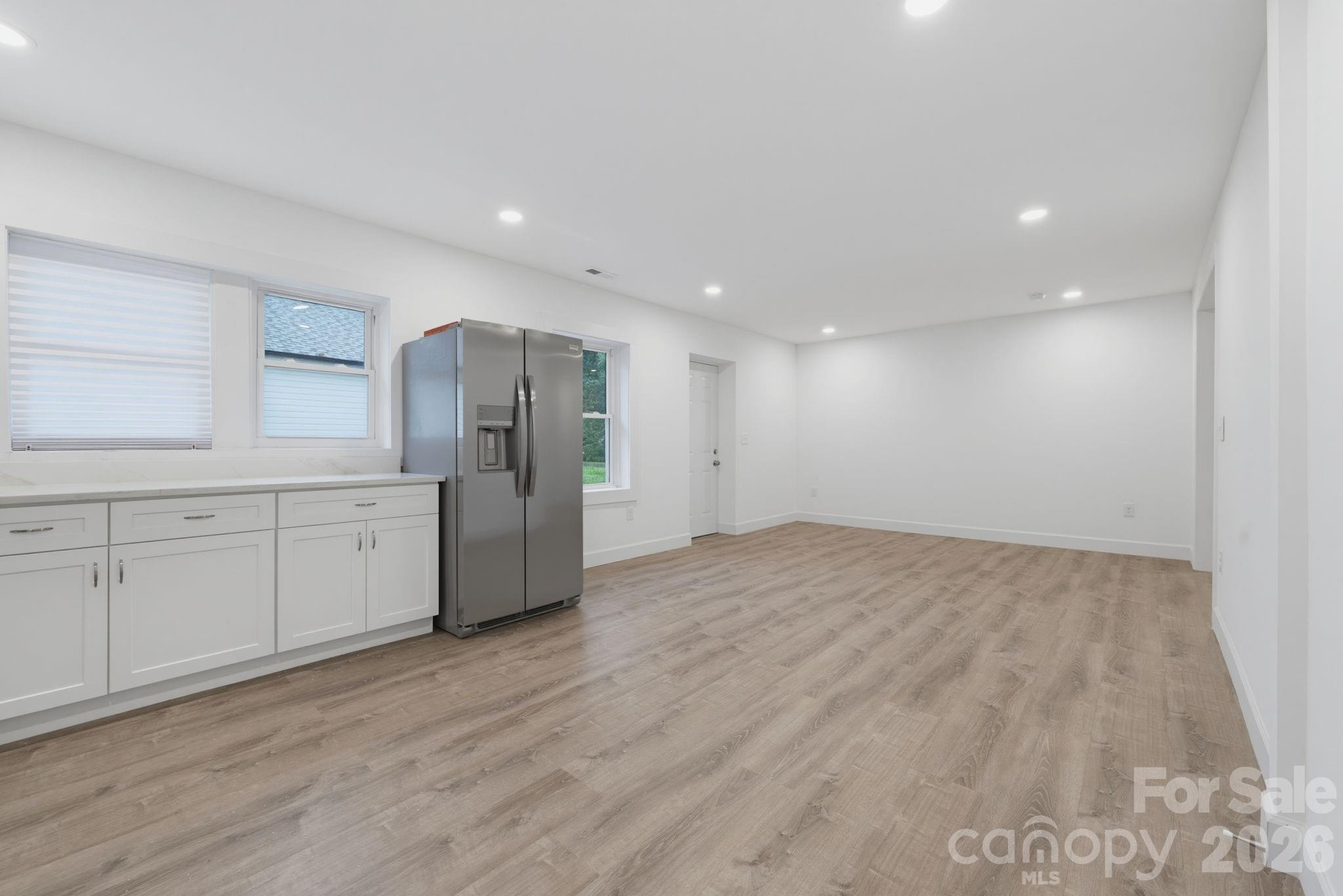 2211 Second Street Property Photo 8