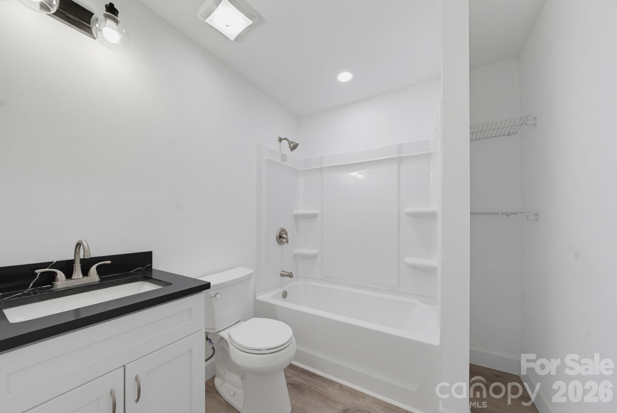 2211 Second Street Property Photo 13