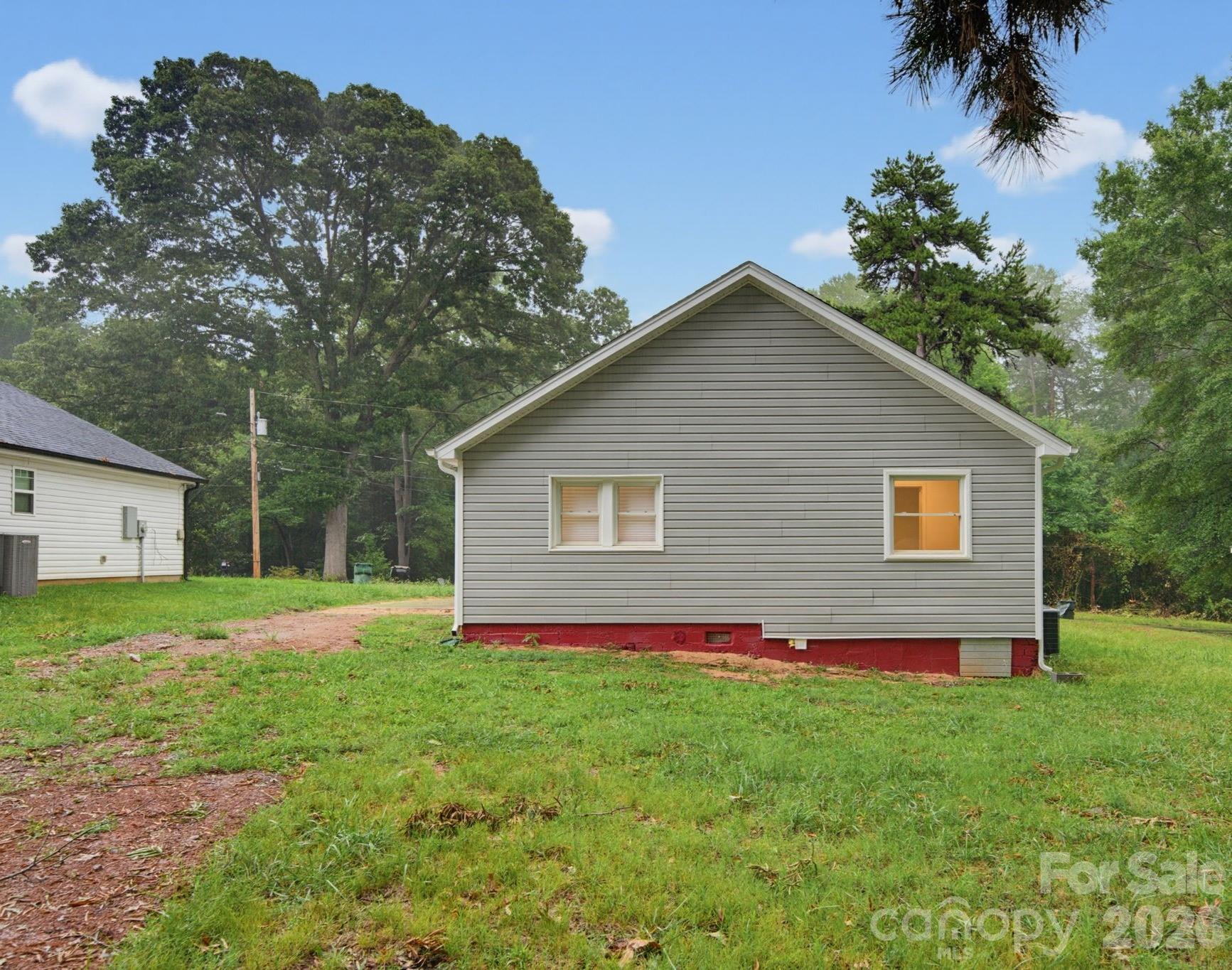 2211 Second Street Property Photo 18