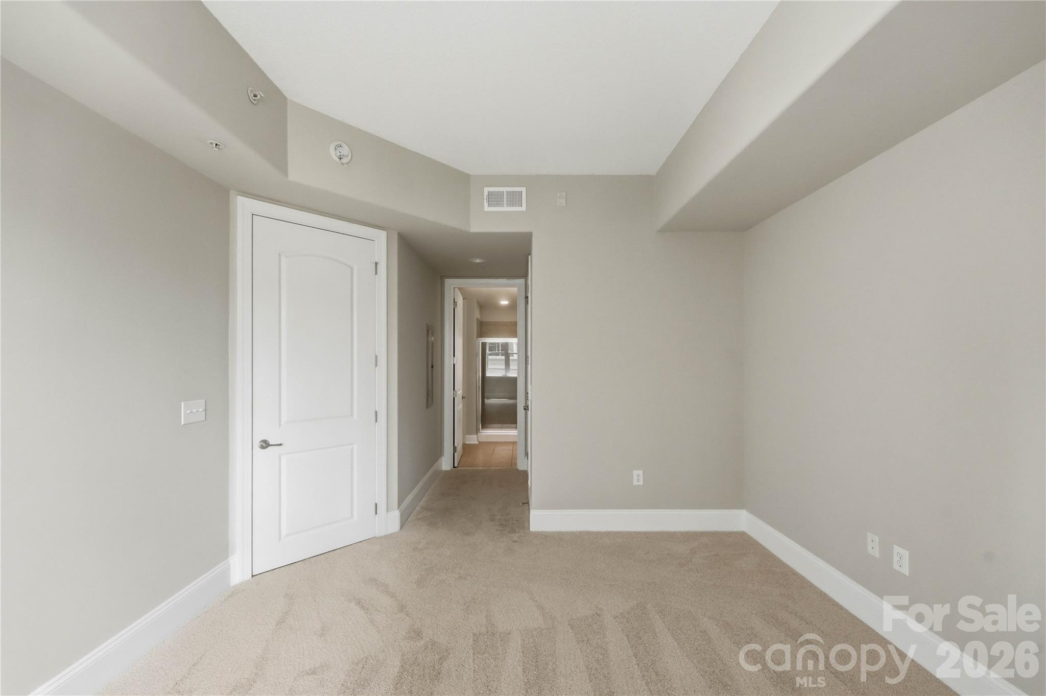 4625 Piedmont Row Drive 401 Property Photo 15