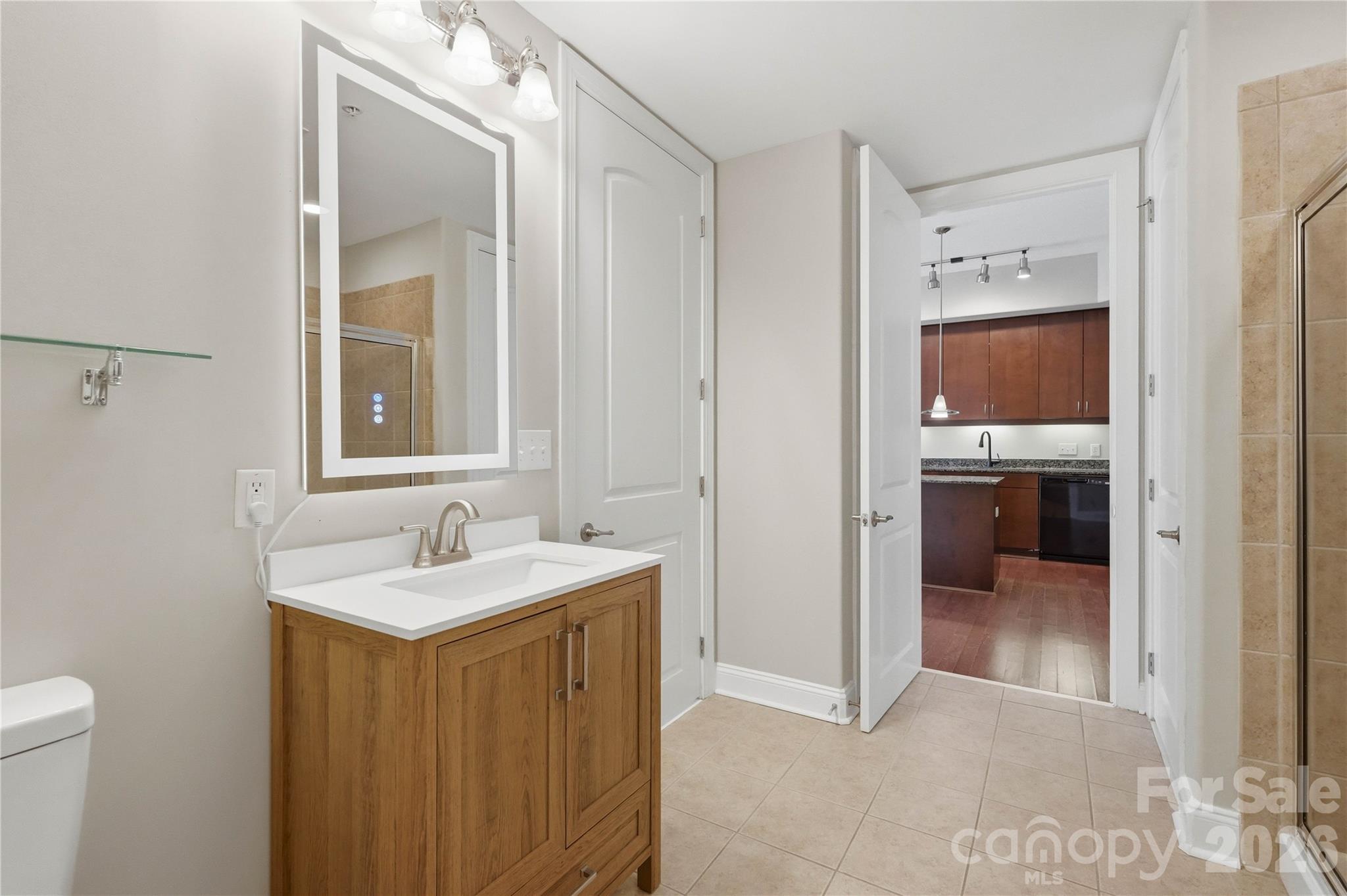 4625 Piedmont Row Drive 401 Property Photo 17