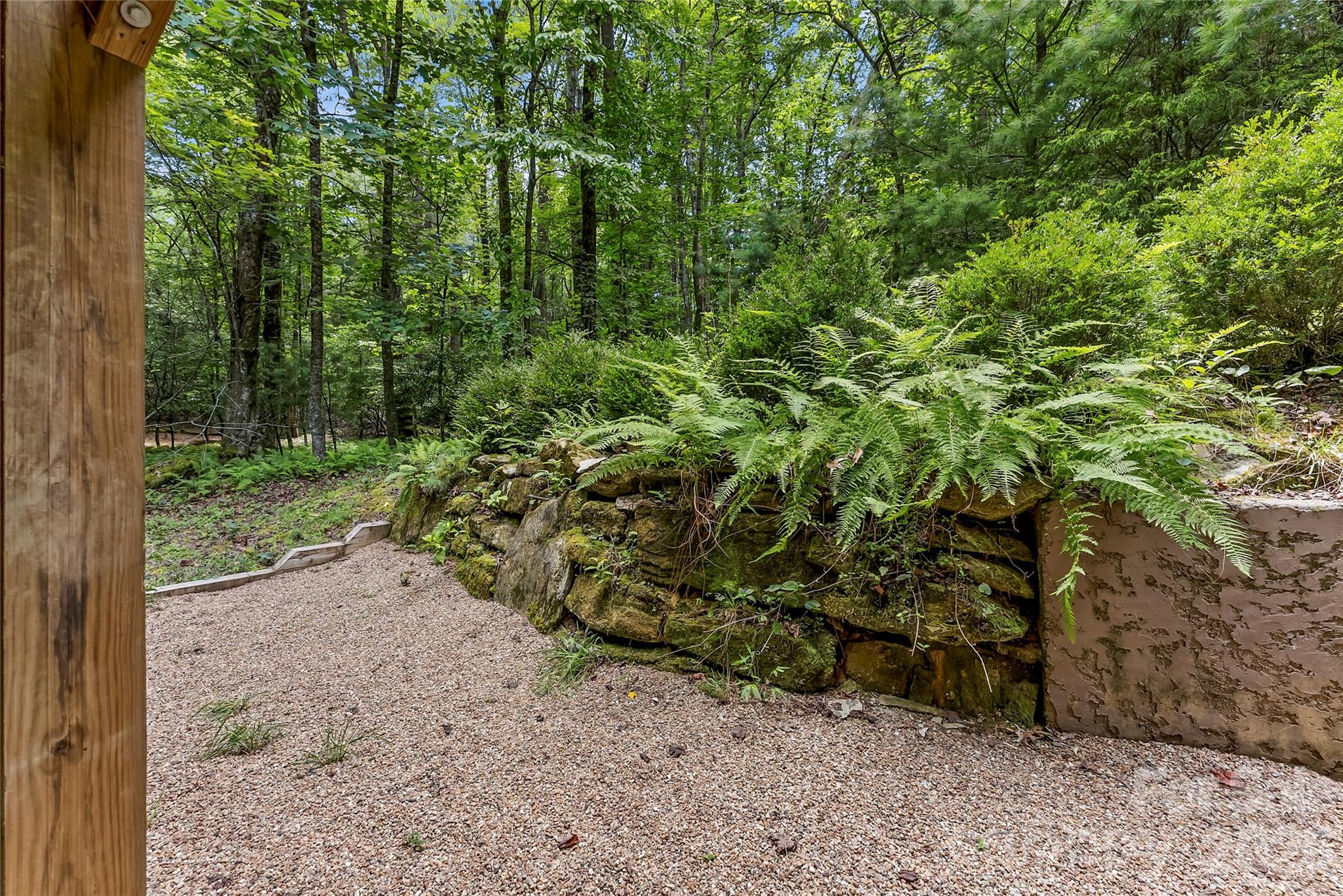 129 Nodatsi Court Property Photo 33