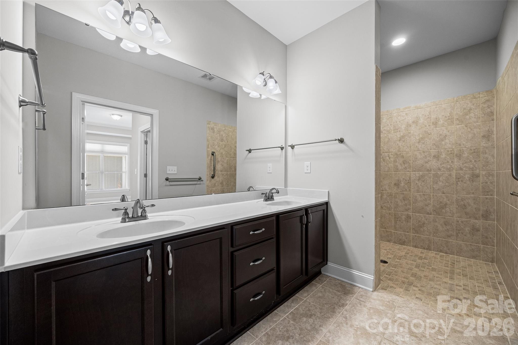 1140 Avalon Place Property Photo 15