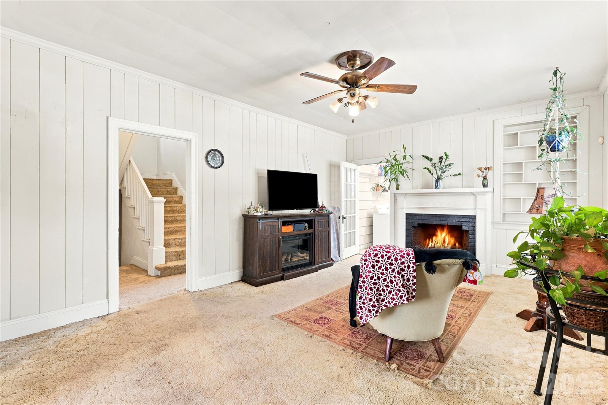 704 N Washington Street Property Photo 2