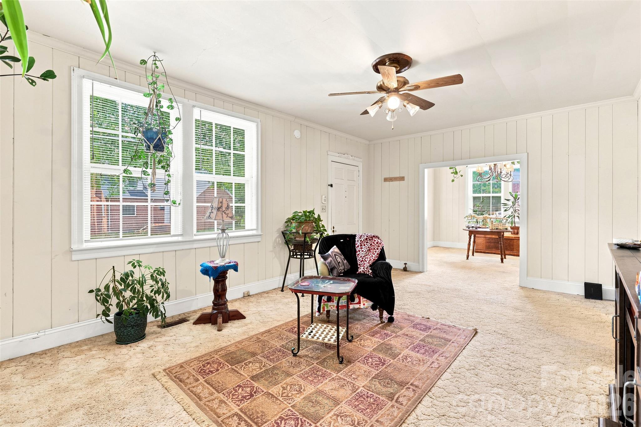 704 N Washington Street Property Photo 4