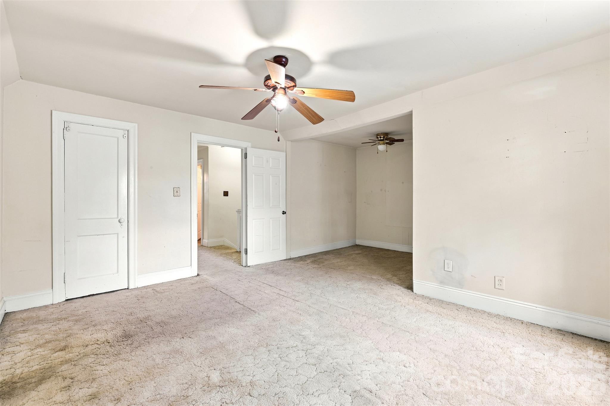 704 N Washington Street Property Photo 17