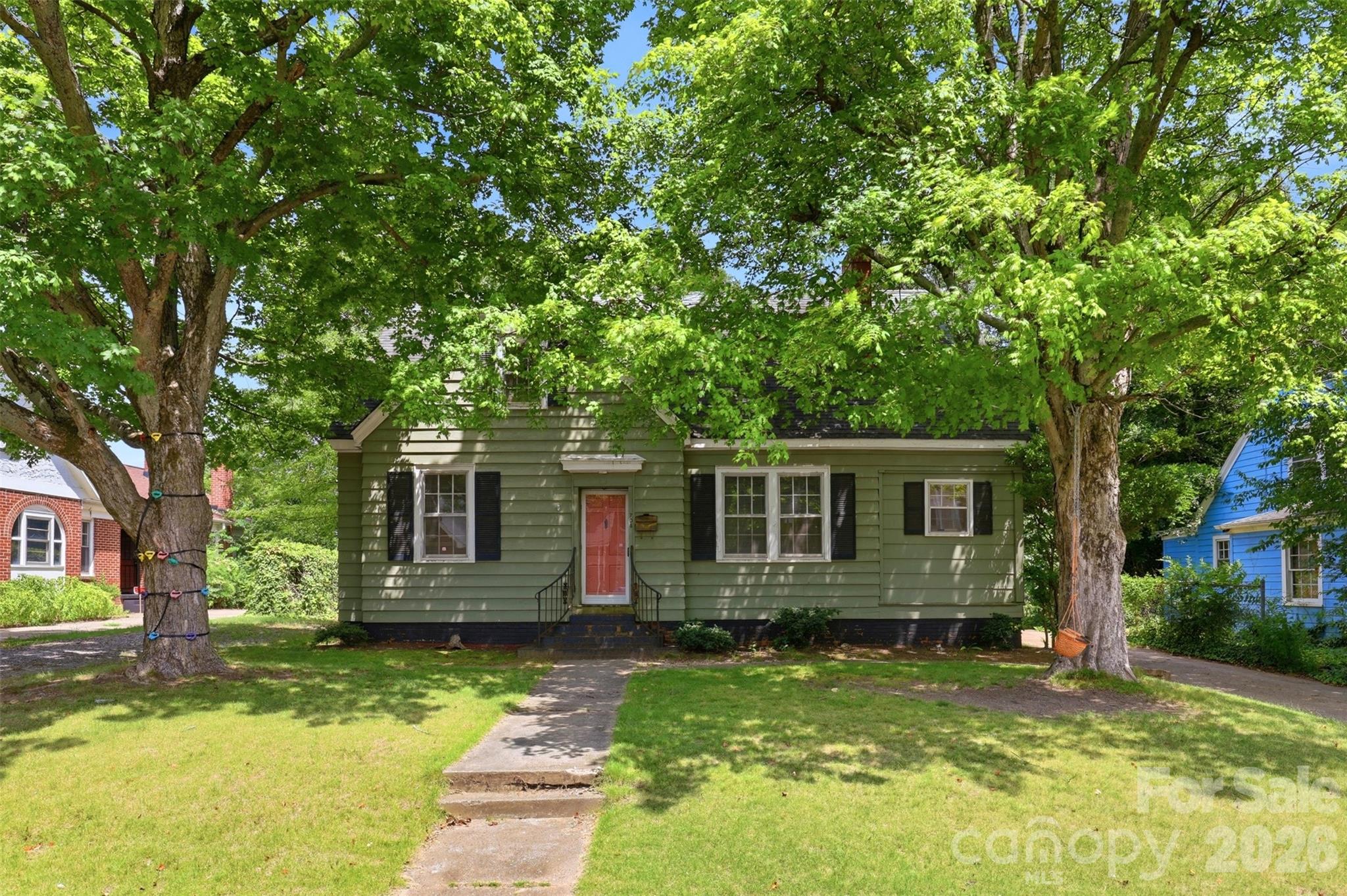 704 N Washington Street Property Photo 24