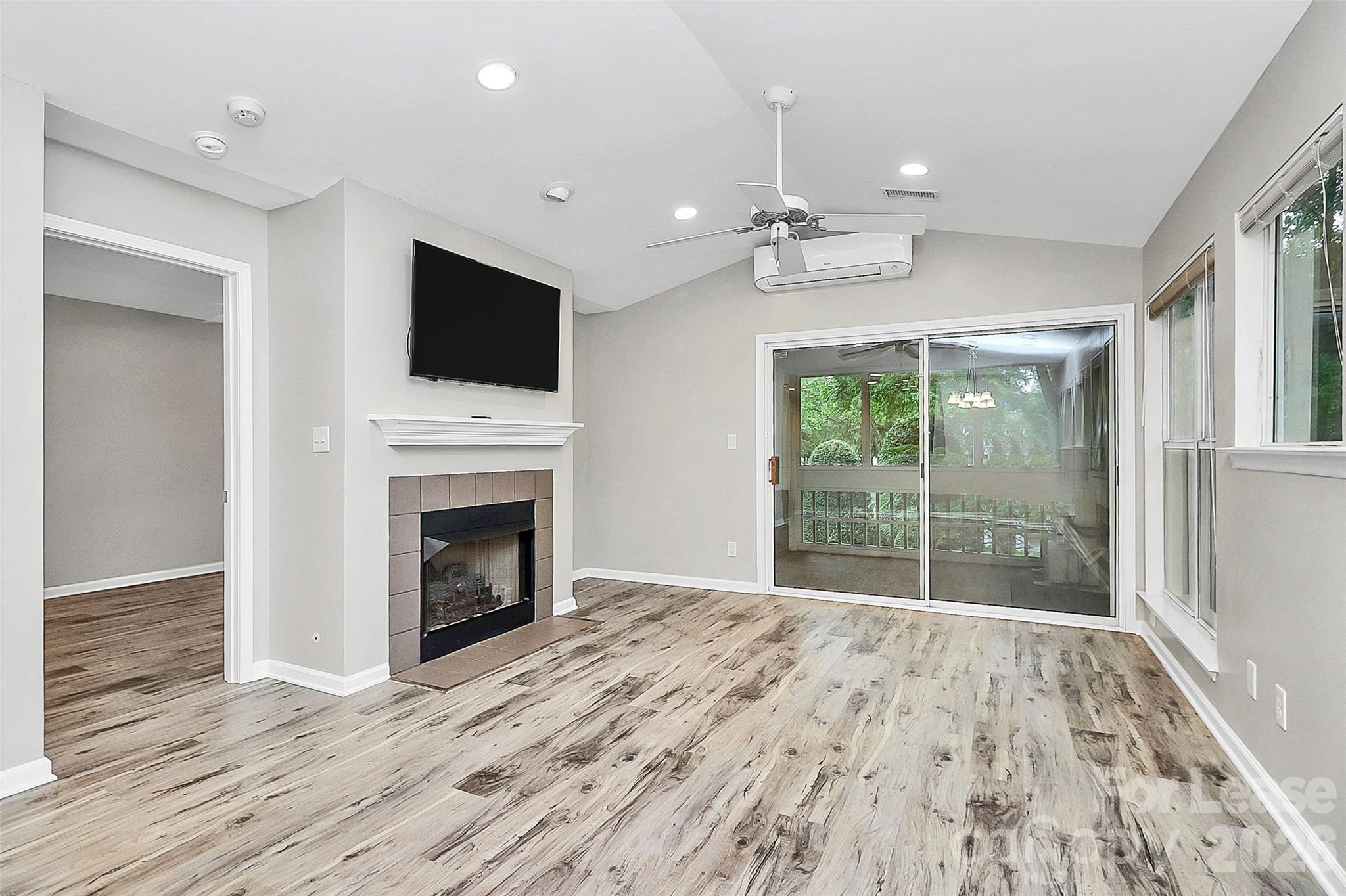 767 Southwest Drive Property Photo 12