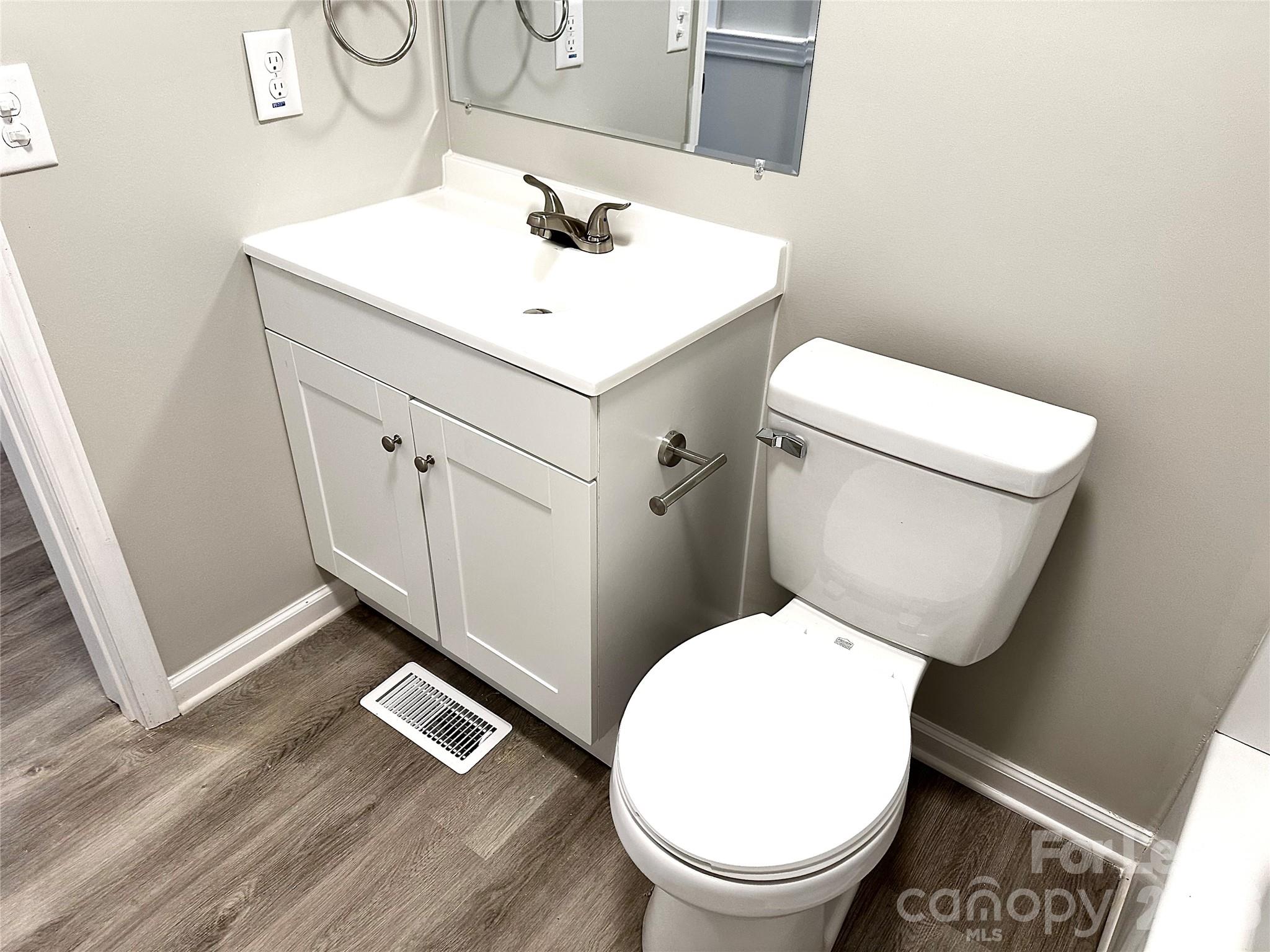 1414 White Street Property Photo 14