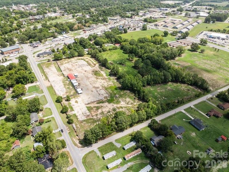 426 Salem Road Property Photo 6