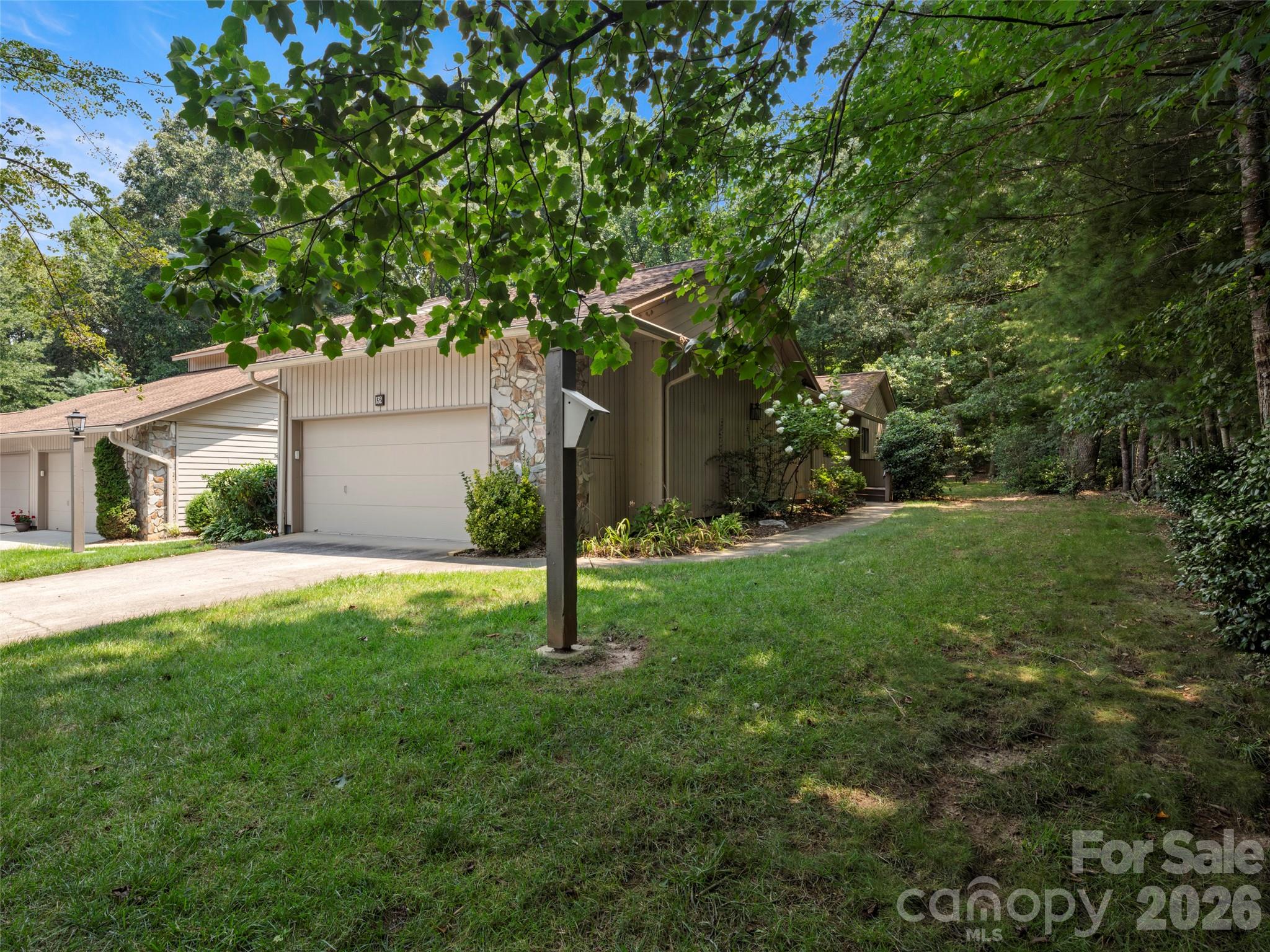 132 Cloverleaf Lane Property Photo 1