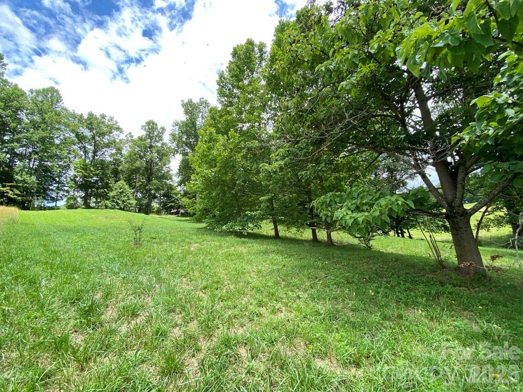 48 Sweet Fern Parkway 59 Property Photo 5