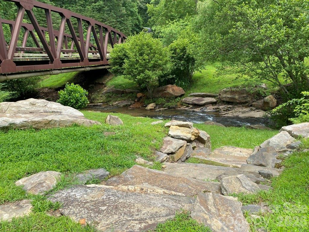 48 Sweet Fern Parkway 59 Property Photo 17