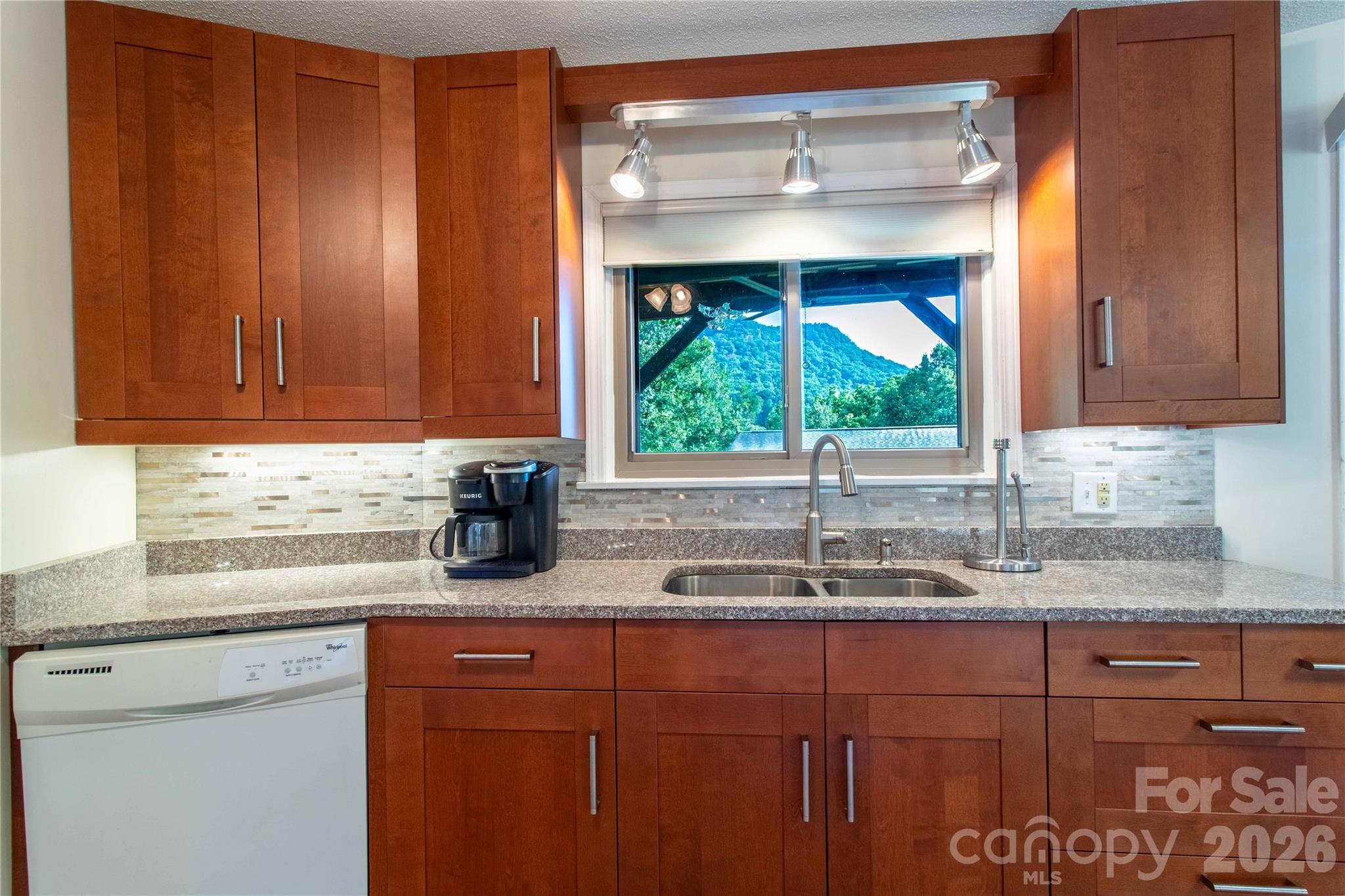 150 Freeman Knolls Drive 6 Property Photo 9