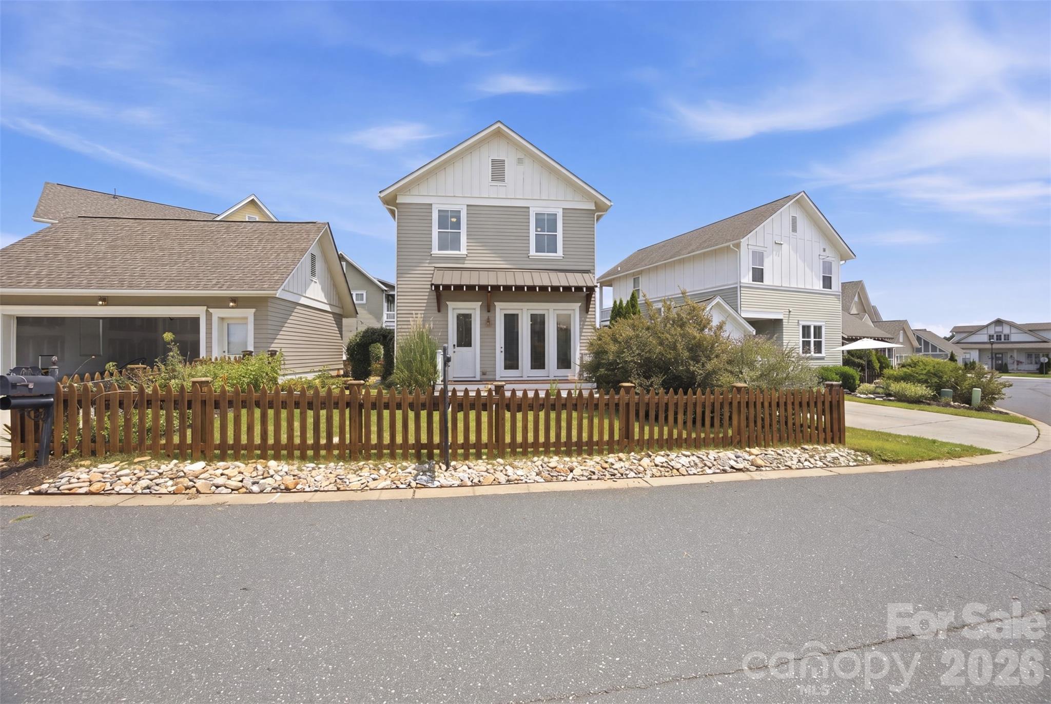 743 Waterscape Court Property Photo 6