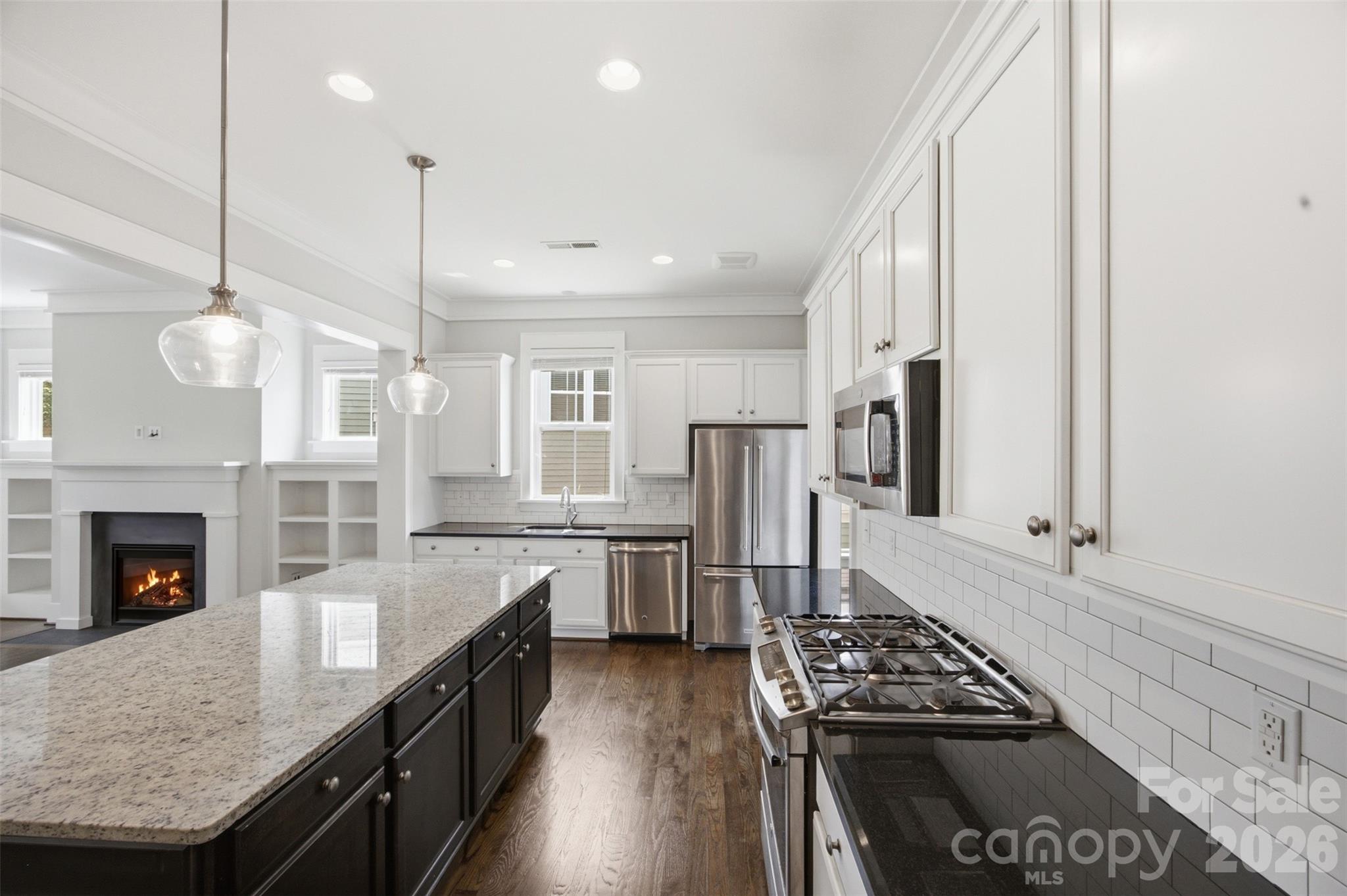 743 Waterscape Court Property Photo 18