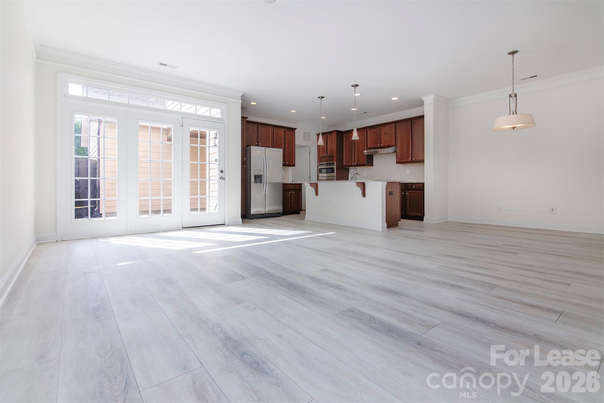 2231 Eversham Drive Property Photo 7
