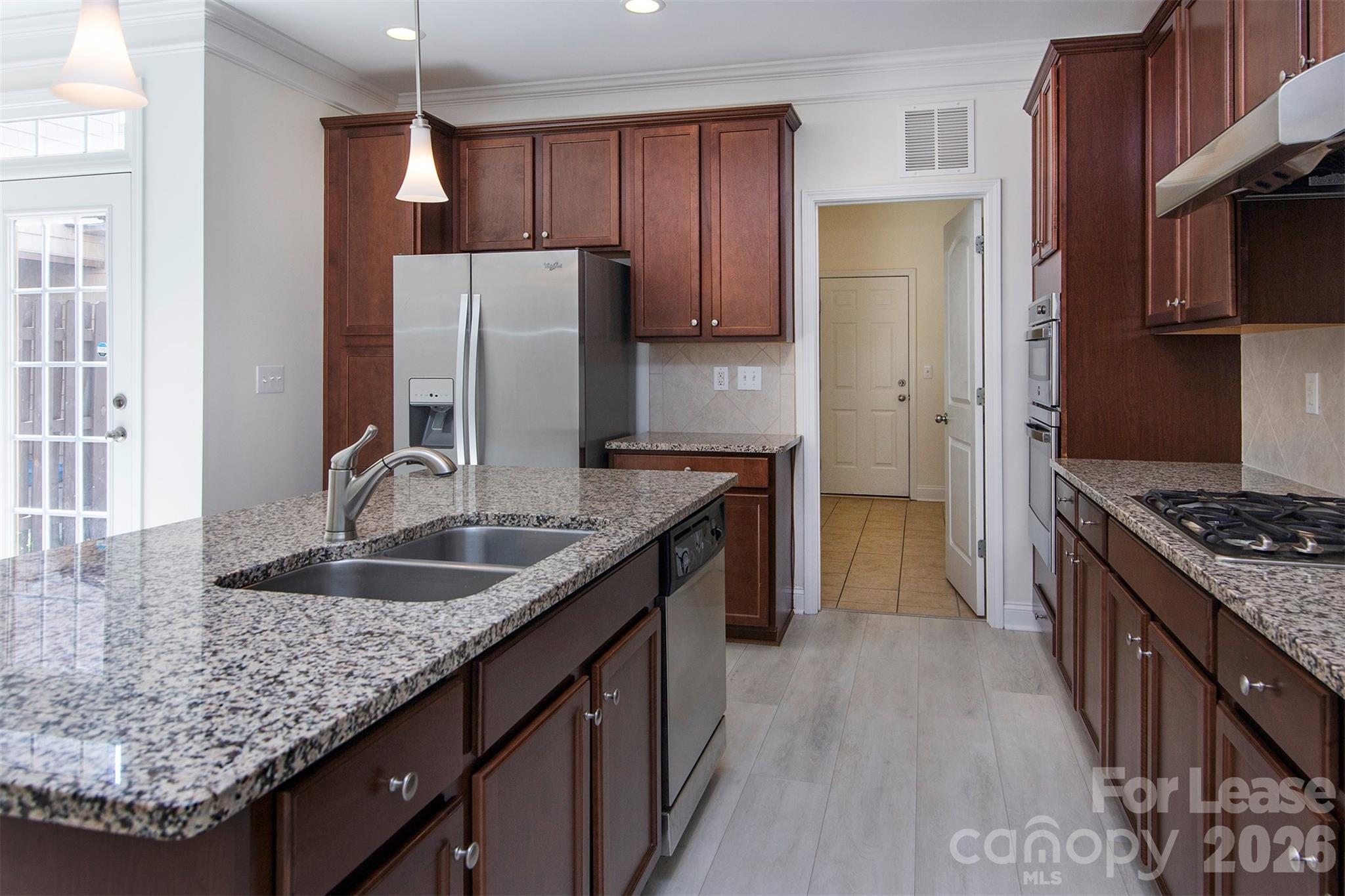 2231 Eversham Drive Property Photo 13