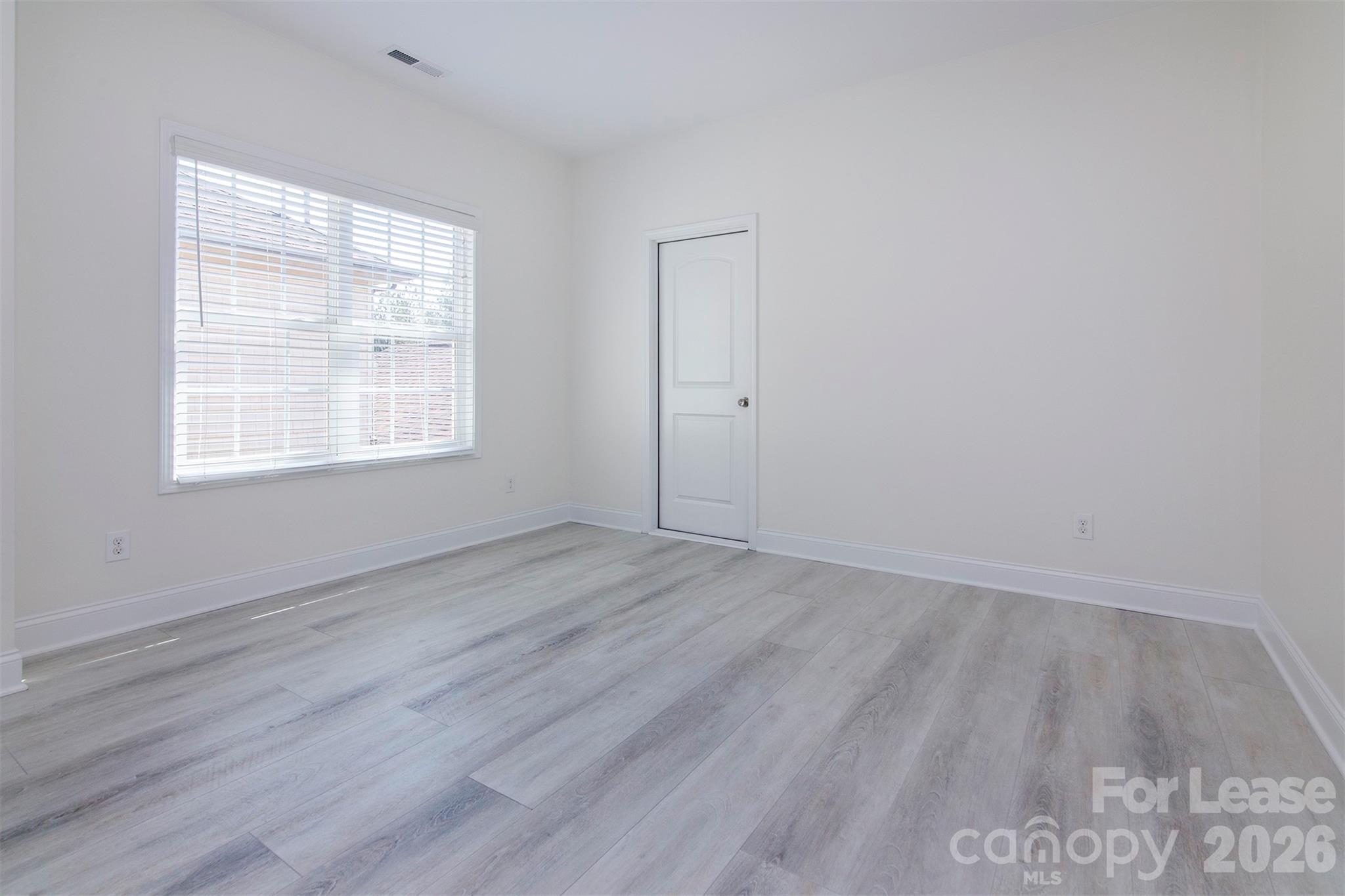 2231 Eversham Drive Property Photo 23