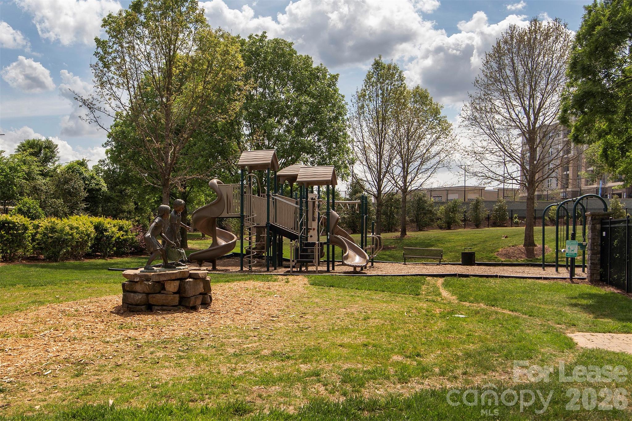 2231 Eversham Drive Property Photo 27
