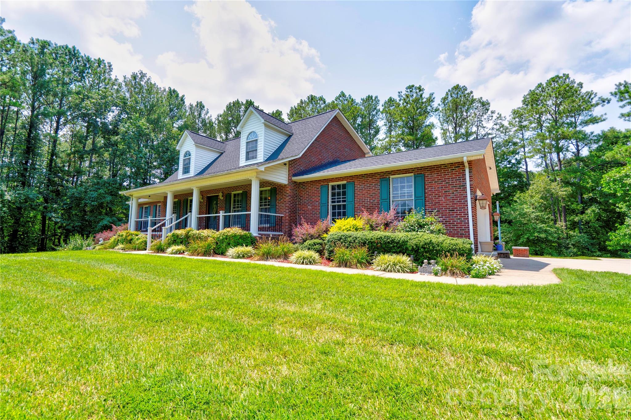 189 Hazelhurst Lane Property Photo 4