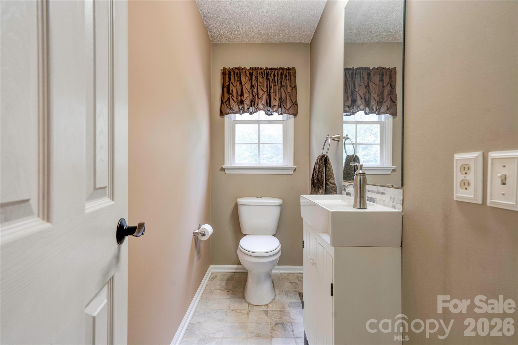 189 Hazelhurst Lane Property Photo 12
