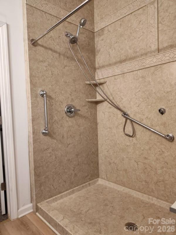 420 Clegg Street Property Photo 15