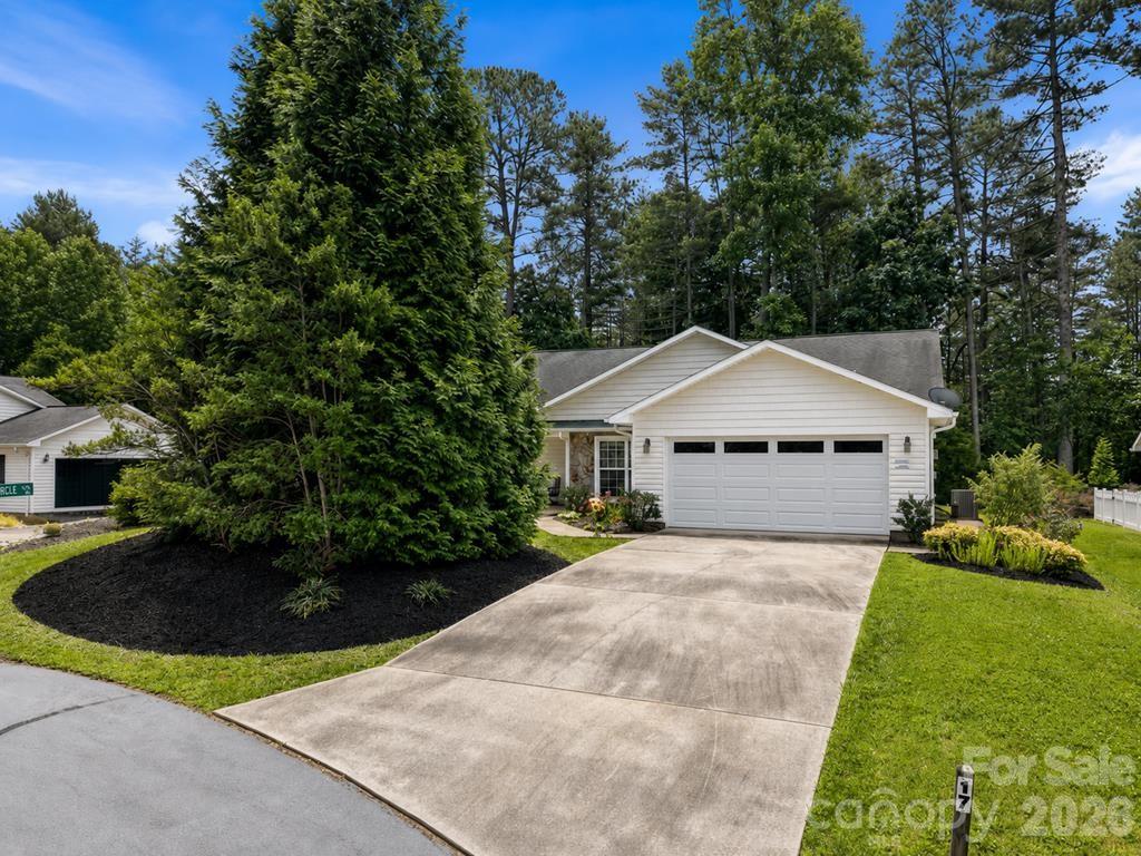 17 Coventry Circle Property Photo 3
