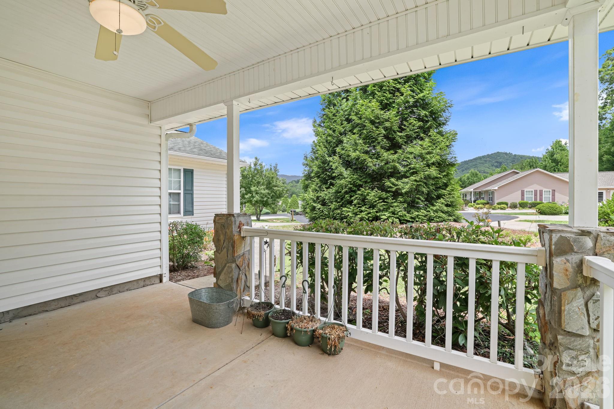 17 Coventry Circle Property Photo 28