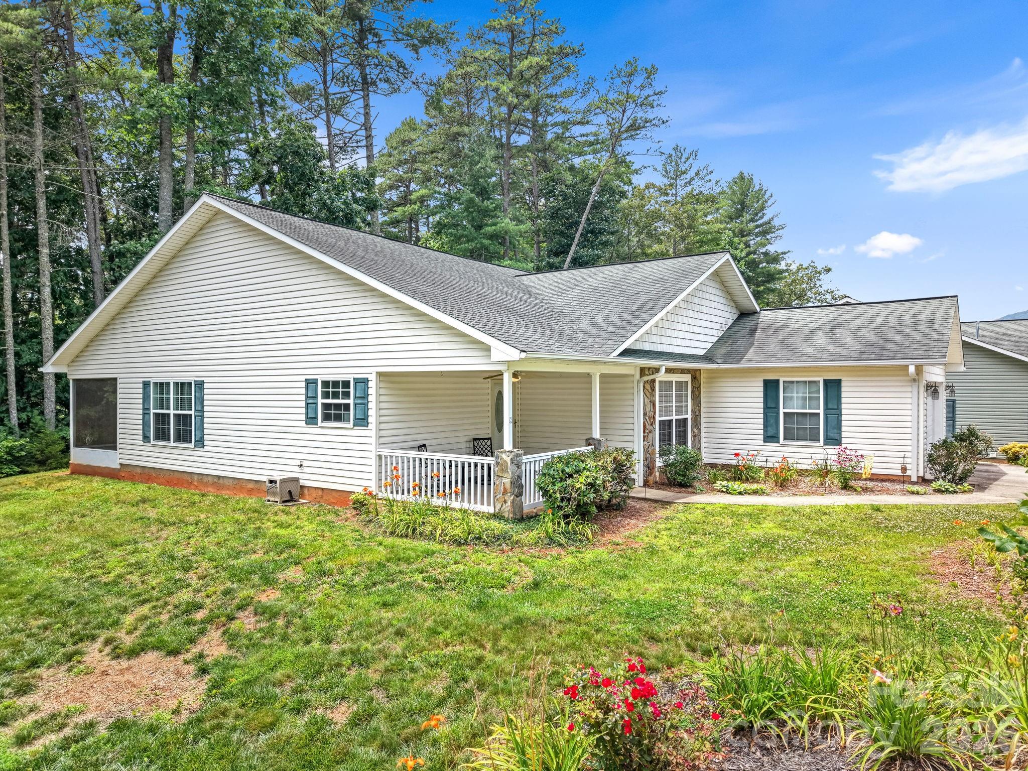 17 Coventry Circle Property Photo 33