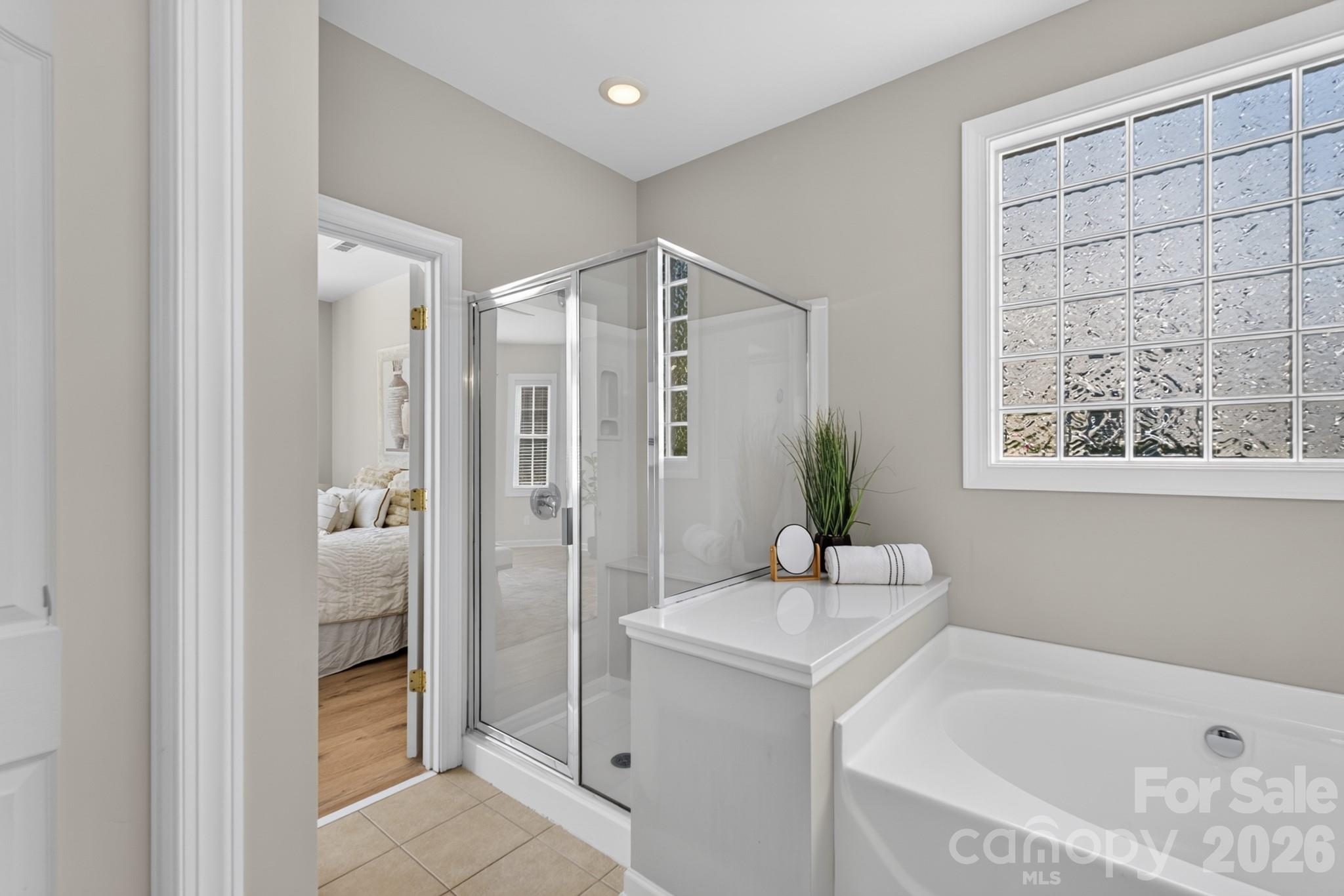 15611 Prescott Hill Avenue Property Photo 18
