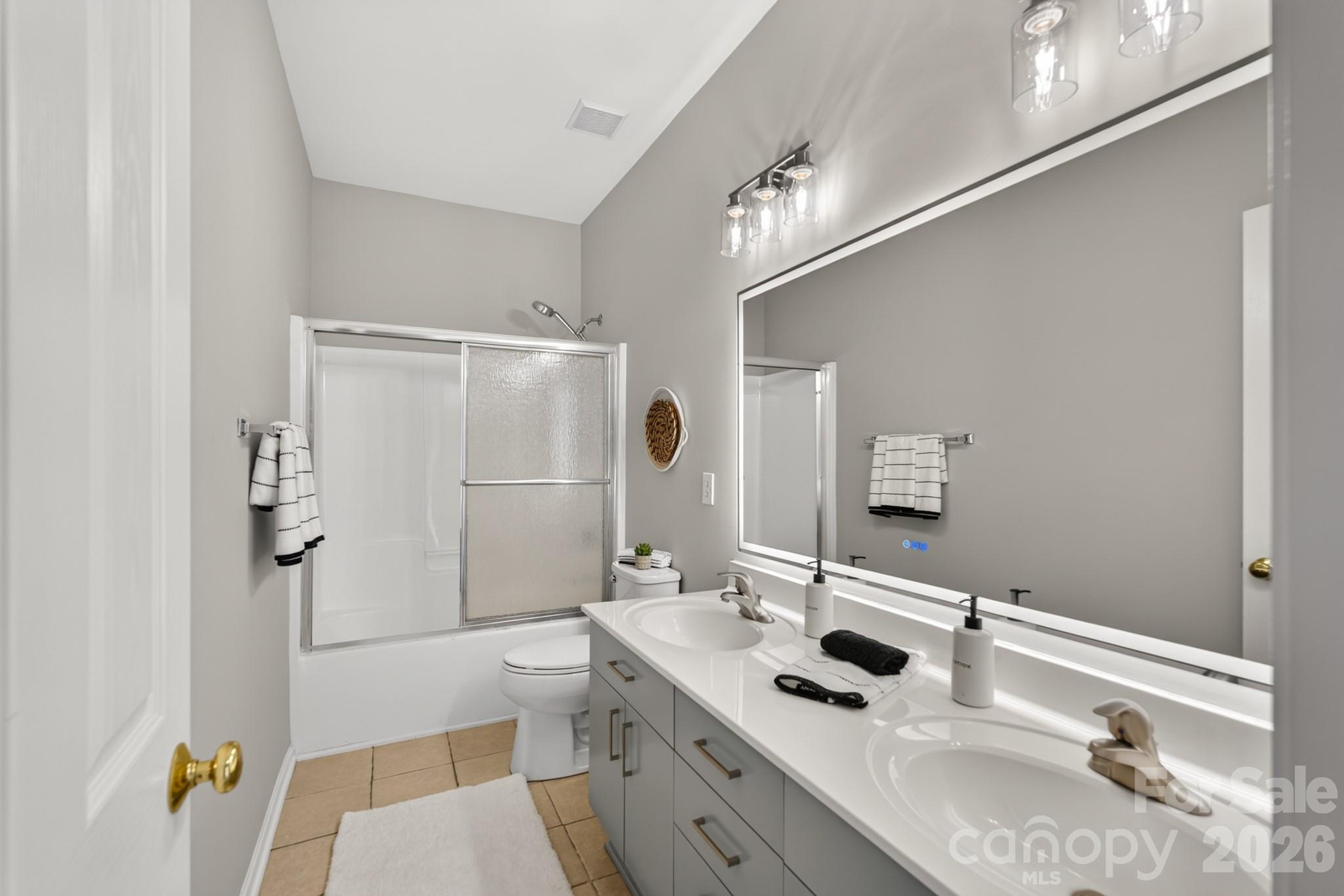 15611 Prescott Hill Avenue Property Photo 28