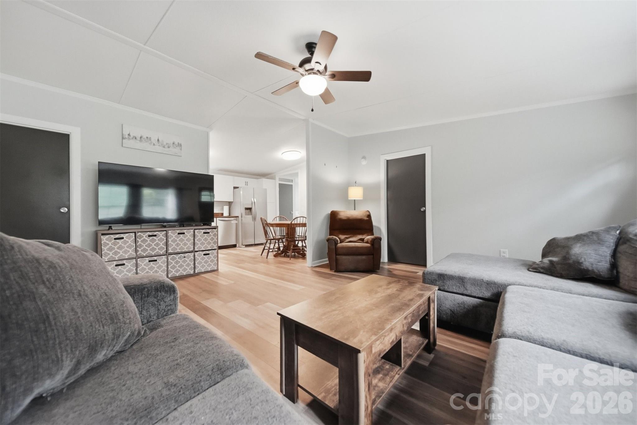 2932 Loop Road Property Photo 7