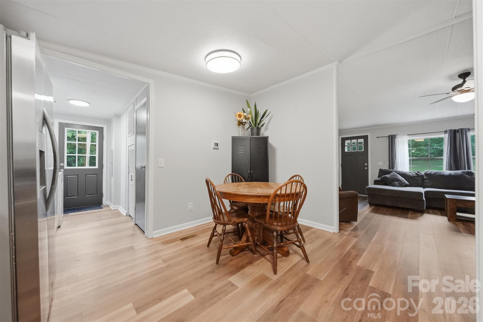 2932 Loop Road Property Photo 9