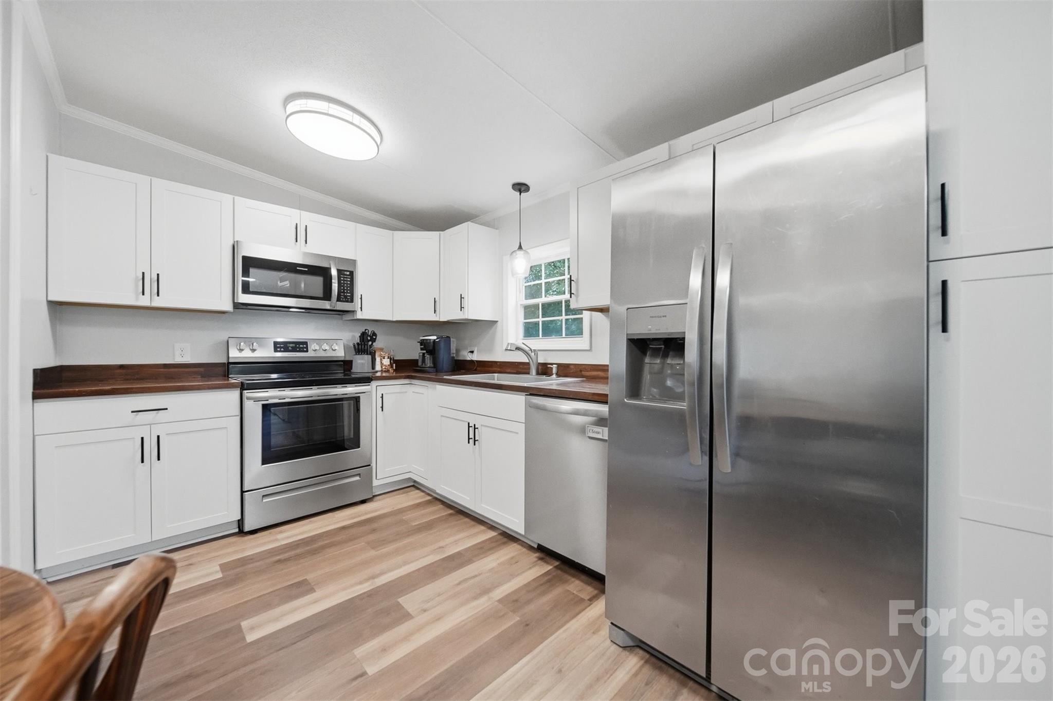 2932 Loop Road Property Photo 12