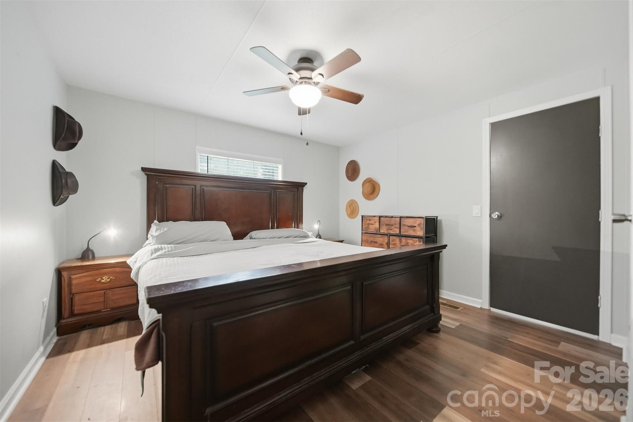2932 Loop Road Property Photo 15