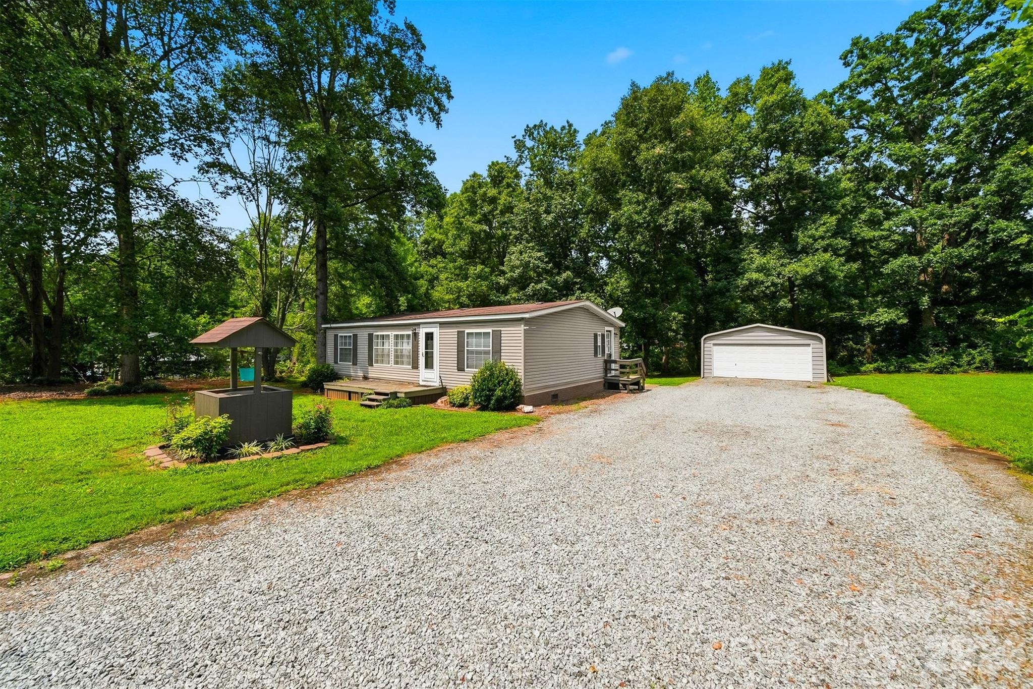2932 Loop Road Property Photo 29