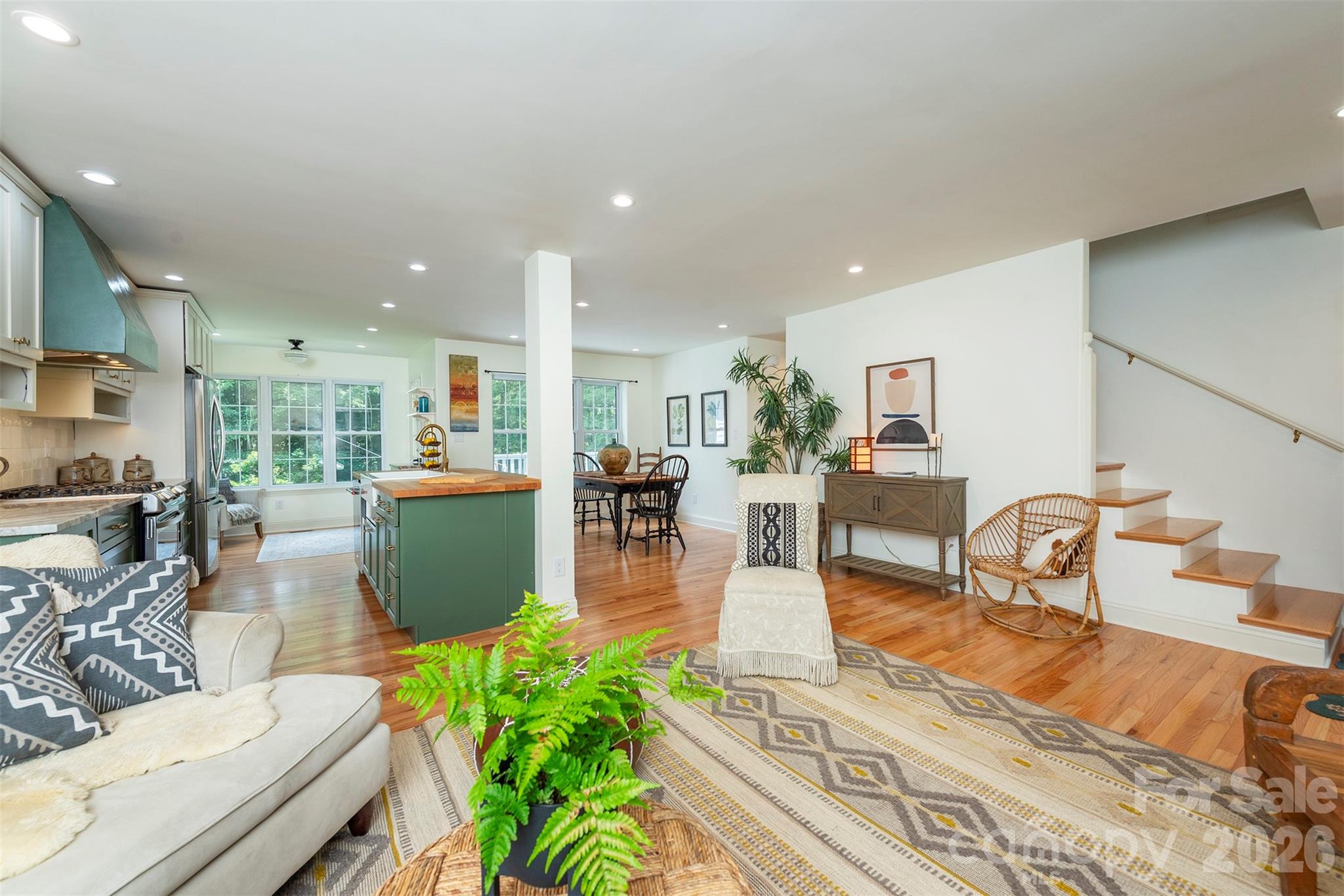 90 Pine Forest Drive Property Photo 13
