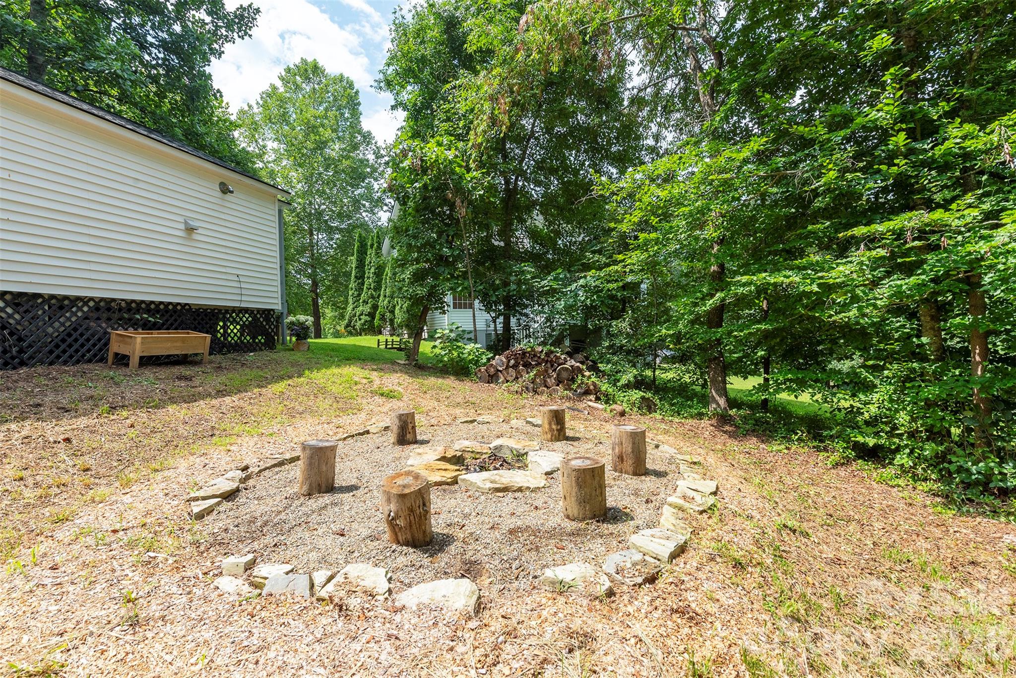 90 Pine Forest Drive Property Photo 38