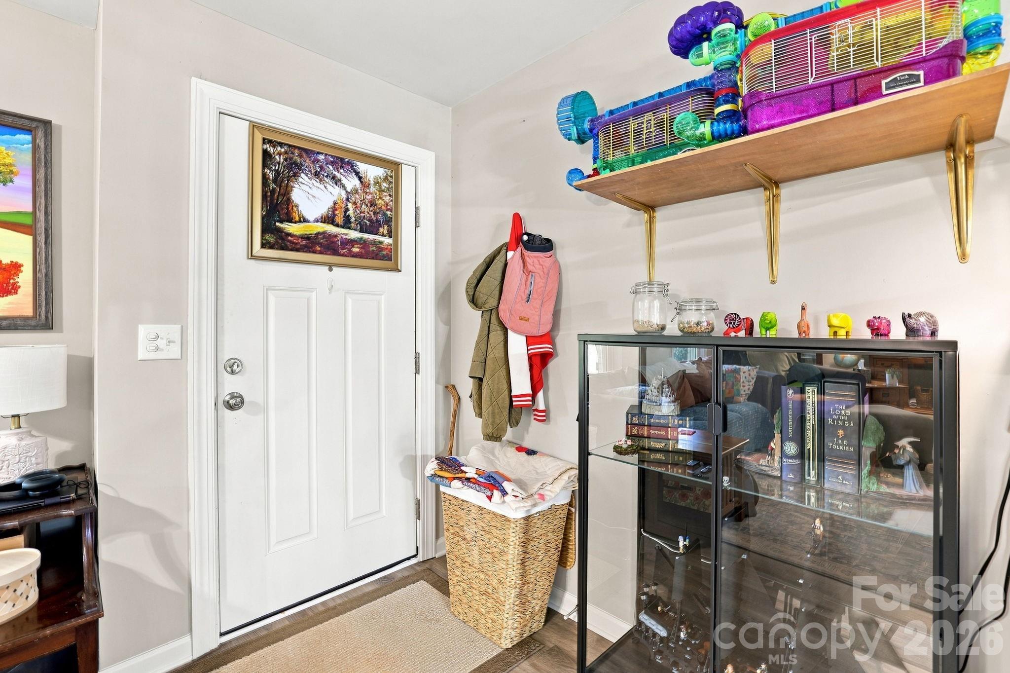 1053 Christopher Circle Property Photo 4